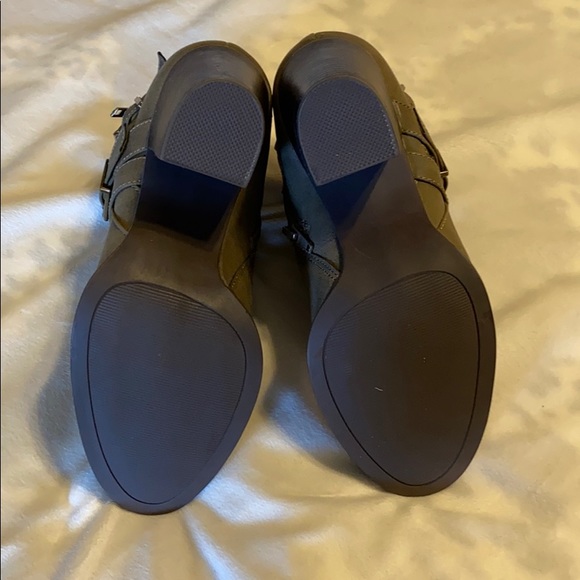 Booties - Picture 4 of 4